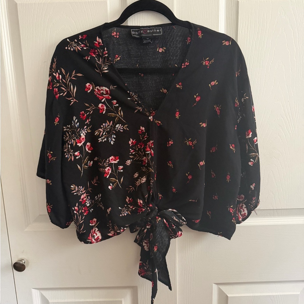 Polly & Esther Black Floral Tie-Front Blouse